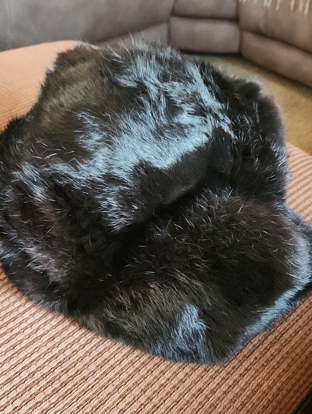 Vintage Soviet Ushanka Fur Hat – Authentic "Rot-Front" Leningrad USSR -Real Mink